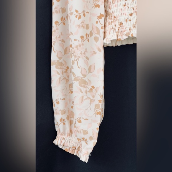 Violets & Roses - Smocked V- Neck Wrap Semi Sheer Ling Sleeve Blouse X… - Picture 5 of 10